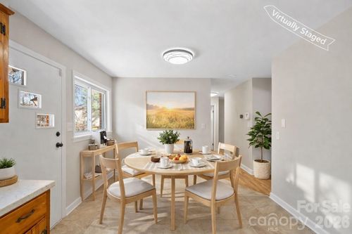 19 Browndale Rd, Asheville, NC, 28805-2616 | Card Image