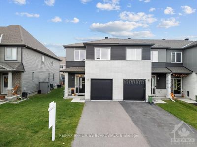 124 Jardiniere St, House attached with 3 bedrooms, 3 bathrooms and 3 parking in Ottawa ON | Image 1