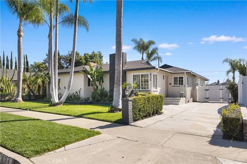 934 E Rose Avenue, Orange, CA, 92867 | Card Image