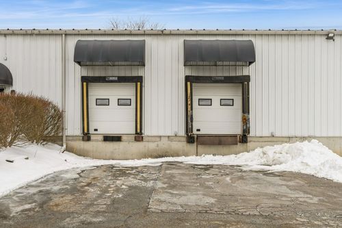 41 Elkay Dr, Chester, NY, 10918-3000 | Card Image