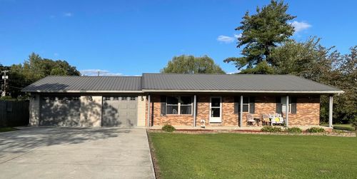 31 Bentwood Ave, Barbourville, KY, 40906-7384 | Card Image