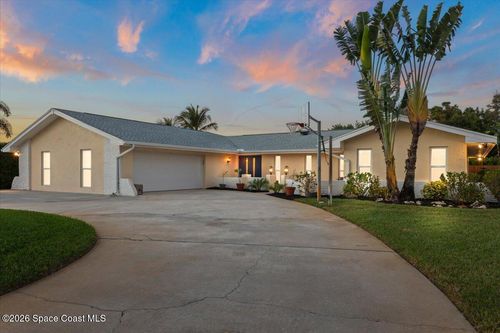 808 Puesta Del Sol Plaza, Indialantic, FL, 32903 | Card Image