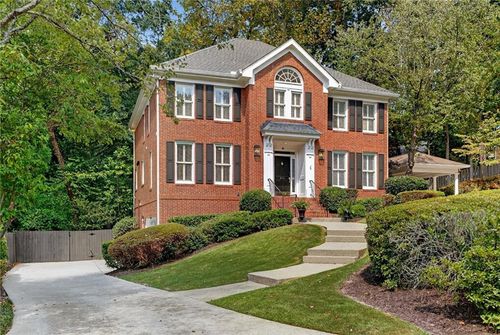 696 Greystone Park Ne, Atlanta, GA, 30324-5285 | Card Image