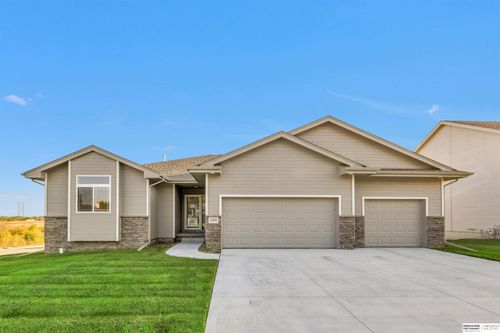 4305 Barksdale Drive, Bellevue, NE, 68123 | Card Image