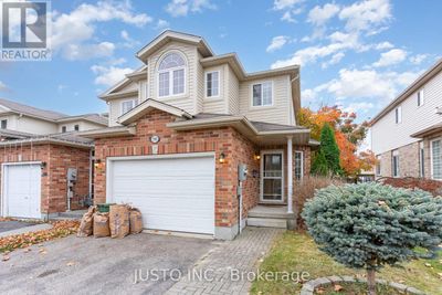 190 Severn Dr, Townhouse with 3 bedrooms, 4 bathrooms and 3 parking in Guelph ON | Image 2