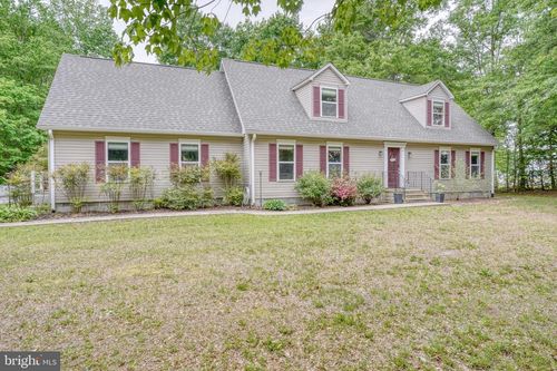 17065 Spruce Rd, ELLENDALE, DE, 19941-2933 | Card Image