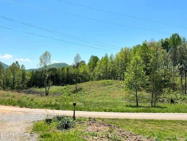 534 Wiggins Rd, House other with 3 bedrooms, 2 bathrooms and null parking in Tellico Plains TN | Image 4
