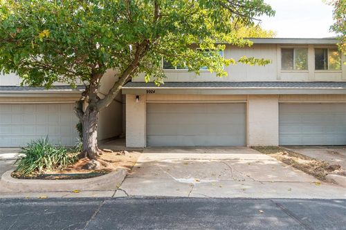 9924 Hefner Village Dr, Oklahoma City, OK, 73162-7747 | Card Image