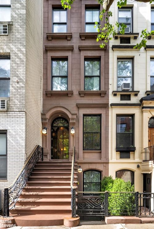238 1/2 E 83rd St, New York, NY, 10028-2866 | Card Image