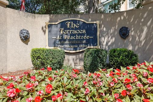 unit-304-1 Biscayne Dr Nw, Atlanta, GA, 30309-1076 | Card Image