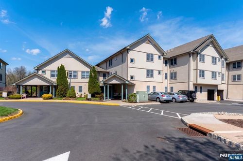 81 Park Edge, Berkeley Heights, NJ, 07922 | Card Image