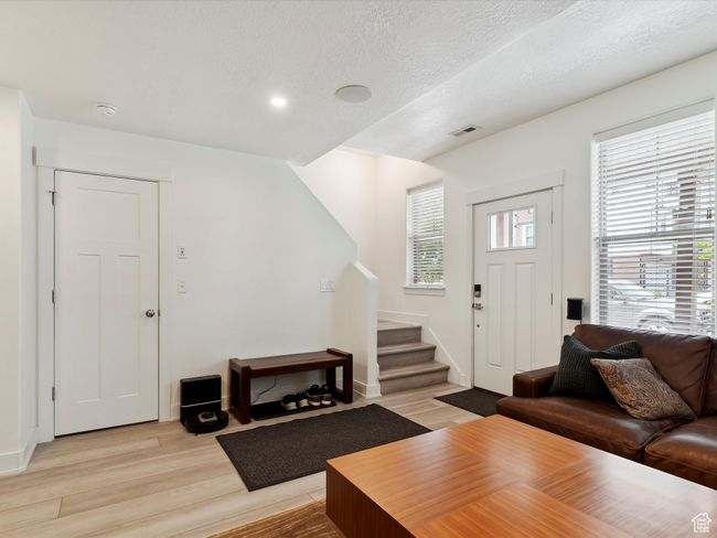 335 Park Blvd, Townhouse with 3 bedrooms, 3 bathrooms and 2 parking in Ogden UT | Image 6