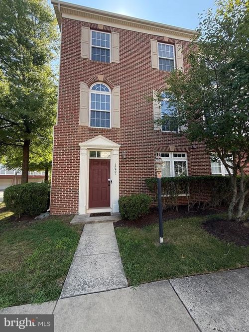 15201 Torbay Way, WOODBRIDGE, VA, 22191-4081 | Card Image