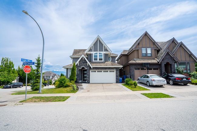 35548 Eagle Summit Drive, House other with 7 bedrooms, 5 bathrooms and 4 parking in Abbotsford BC | Image 1