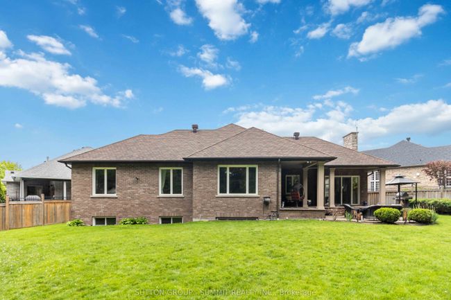 7 Tristan Crt, House other with 3 bedrooms, 3 bathrooms and 5 parking in Brampton ON | Image 46