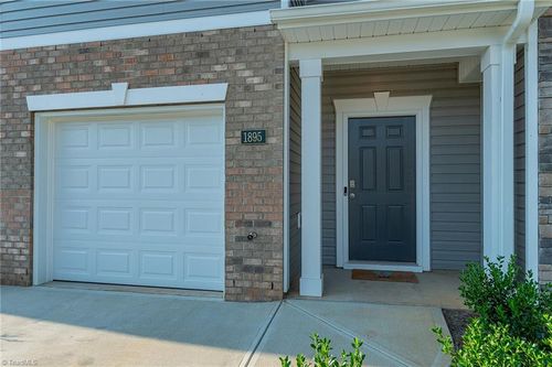 1895 Frost Dr, Haw River, NC, 27258-8770 | Card Image