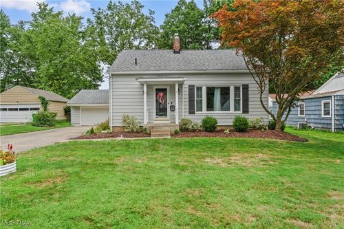 3463 Lakeview Blvd, Stow, OH, 44224-3961 | Card Image