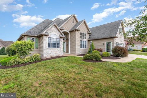 930 Cyprus Ln, MECHANICSBURG, PA, 17050-9203 | Card Image