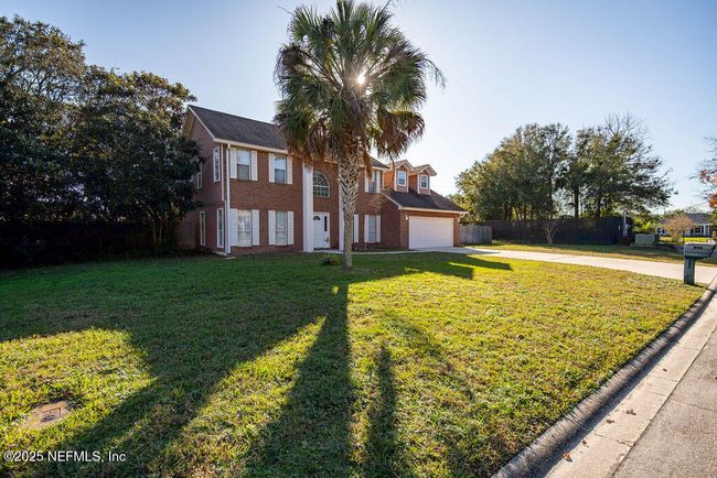806 Cherry St, House other with 4 bedrooms, 3 bathrooms and null parking in Neptune Beach FL | Image 6