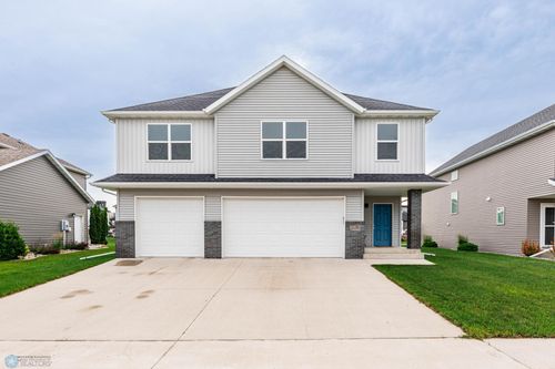 3137 6th St E, West Fargo, ND, 58078-5433 | Card Image