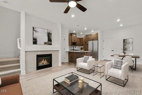 3871 Eagle Road, Bend, OR, 97701 | Card Image