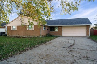 640 N Alex Road, House other with 3 bedrooms, 2 bathrooms and null parking in West Carrollton OH | Image 1