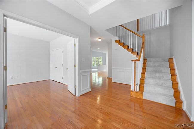 Foyer, 1st floor office, one of 2 staircases | Image 7