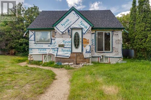 4535 Moore Cres, Red Deer, AB, T4N2M1 | Card Image