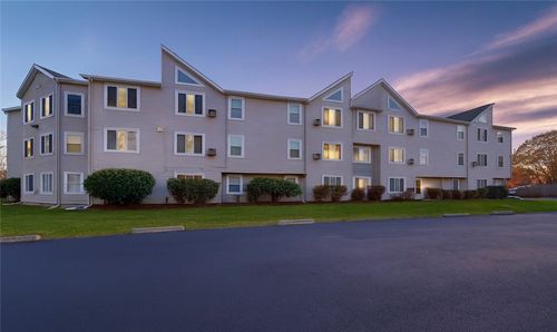 apt-103-200 Woodlawn Ave, North Providence, RI, 02904-3794 | Card Image