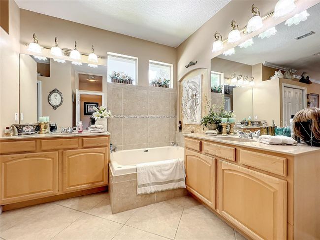 13333 Via Roma Cir, House other with 3 bedrooms, 2 bathrooms and null parking in CLERMONT FL | Image 48