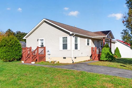 305 Deerfield Ln., Wytheville, VA, 24382 | Card Image