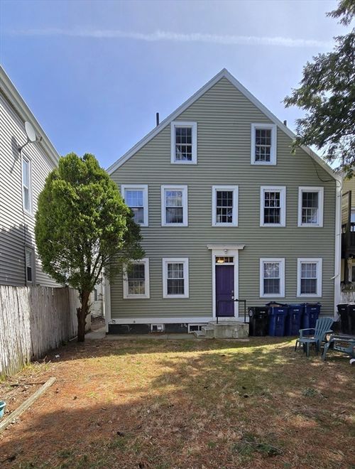 apt-2-26 Essex St, Salem, MA, 01970-5854 | Card Image