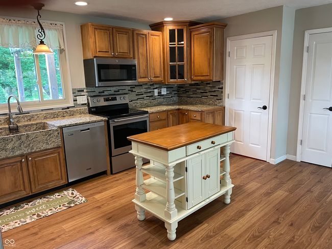 526 Emerson Rd, House other with 2 bedrooms, 2 bathrooms and null parking in Carmel IN | Image 6