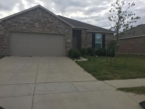 10205 Pyrite Dr, Fort Worth, TX, 76131-4335 | Card Image