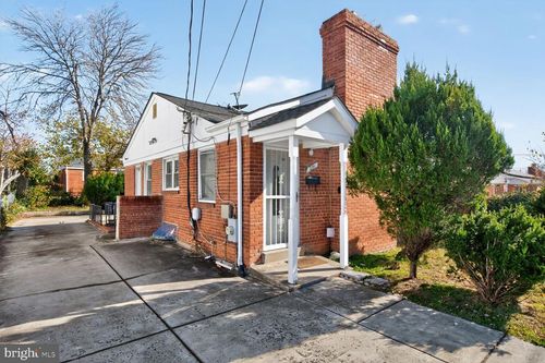 224 University Blvd E, SILVER SPRING, MD, 20901-4745 | Card Image