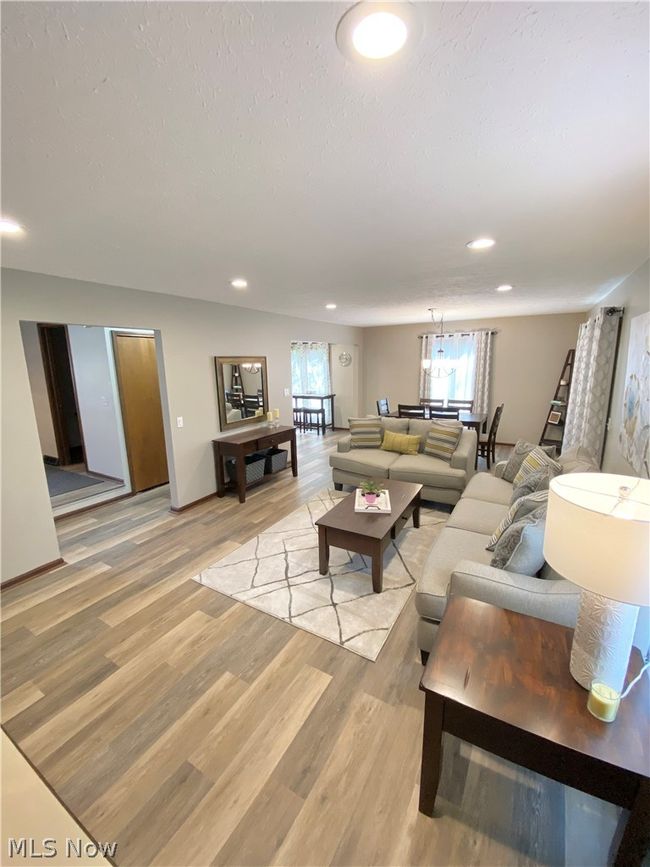 4138 E Normandy Park Drive, Sold in Medina Zoocasa