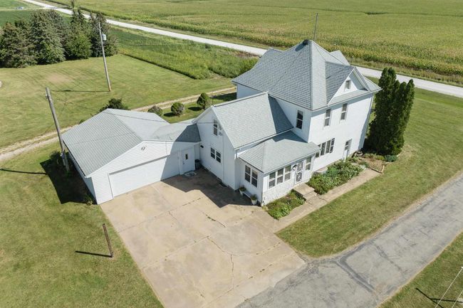 1827 N Pilot Grove Rd, Home with 4 bedrooms, 1 bathrooms and null parking in Dunkerton IA | Image 5