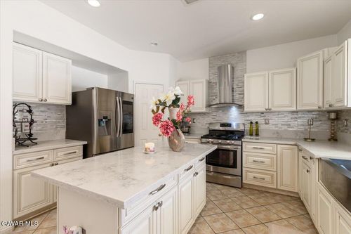 4706 Spice St, Lancaster, CA, 93536-2374 | Card Image