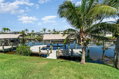 17521 Primrose Ct, FORT MYERS BEACH, FL, 33931-7152 | Card Image