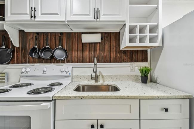 Back unit, Duplex for sale Madeira Beach | Image 51