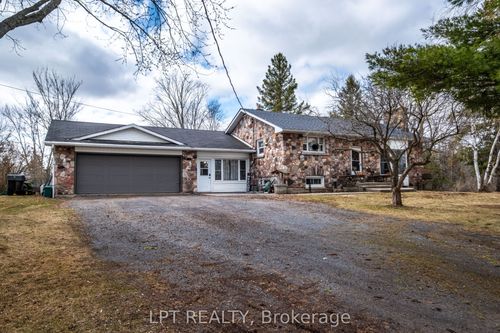 3939 Howes Rd, Kingston, ON, K0H2H0 | Card Image