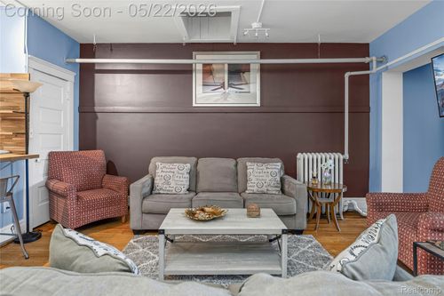 1-211 N Main St, Ann Arbor, MI, 48104-5533 | Card Image