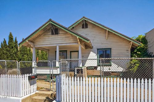 234 N Ventura Ave, Ventura, CA, 93001-2689 | Card Image