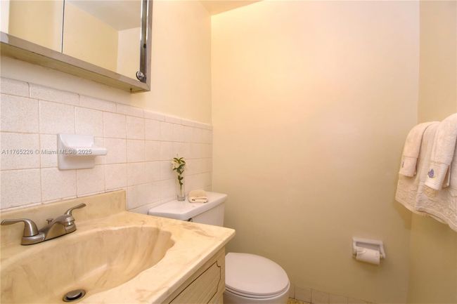 APT-260 - 1951 Ne 39 Th St, Condo with 1 bedrooms, 2 bathrooms and null parking in Lighthouse Point FL | Image 10