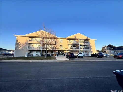 201-206 Pioneer Pl, Warman, SK, S0K4S0 | Card Image