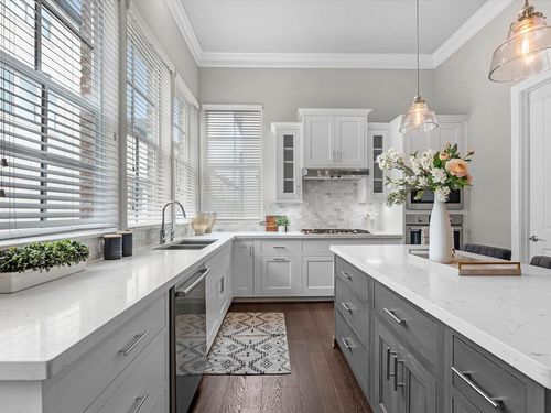 6054 Kansas St, Houston, TX, 77007-0002 | Card Image