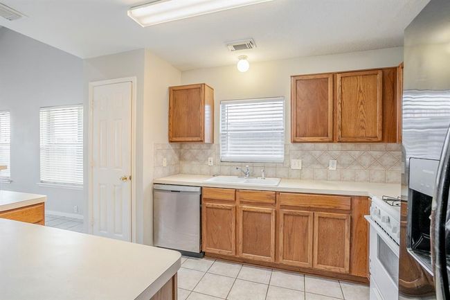20123 Cypresswood Gln, House other with 4 bedrooms, 3 bathrooms and 2 parking in Spring TX | Image 8