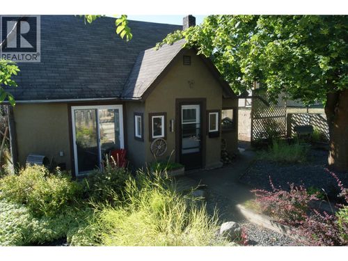 378 Archibald St, Kimberley, BC, V1A1M9 | Card Image