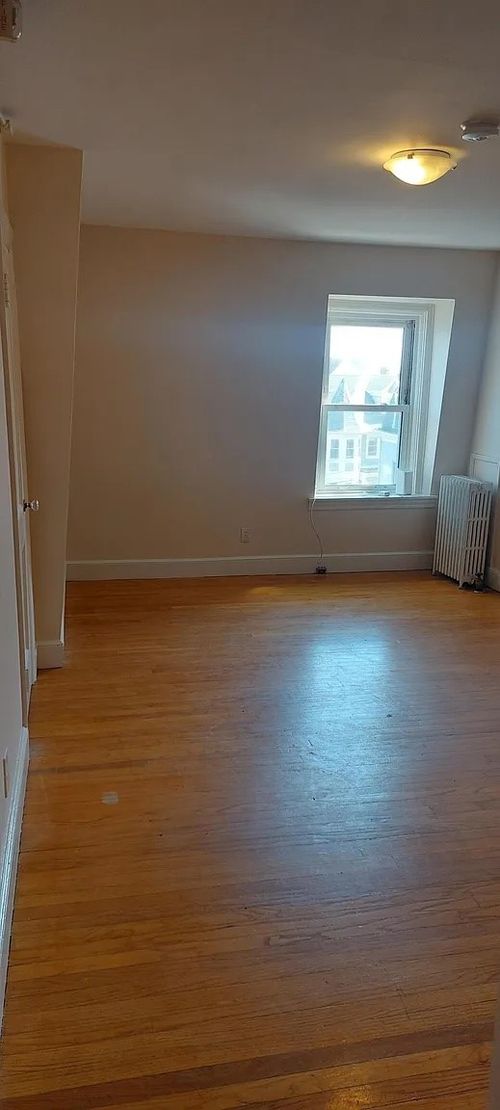 unit-4-322 Broadway, Providence, RI, 02909-1133 | Card Image