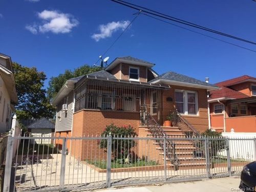 1421 Pinson St, Far Rockaway, NY, 11691-3147 | Card Image